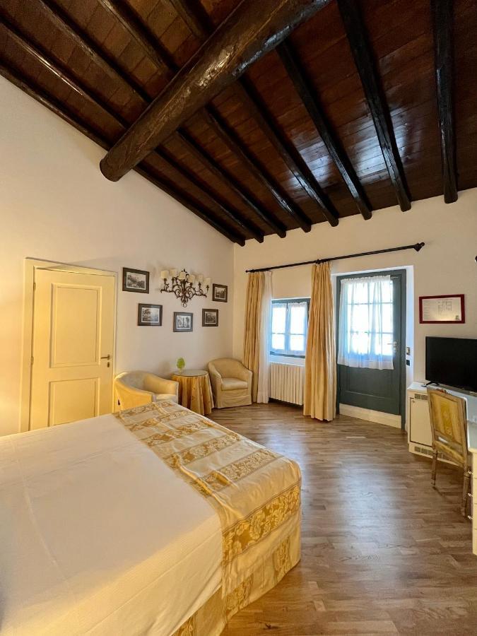 Relais I Due Roccoli Hotel อีเซโอ ภายนอก รูปภาพ